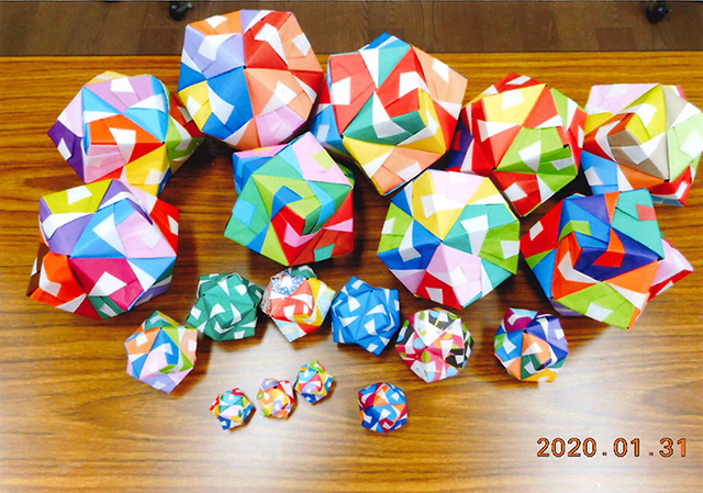 折り紙「ユニットくす玉」作り